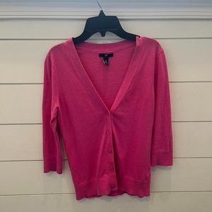 GAP Pink button down bracelet sleeve